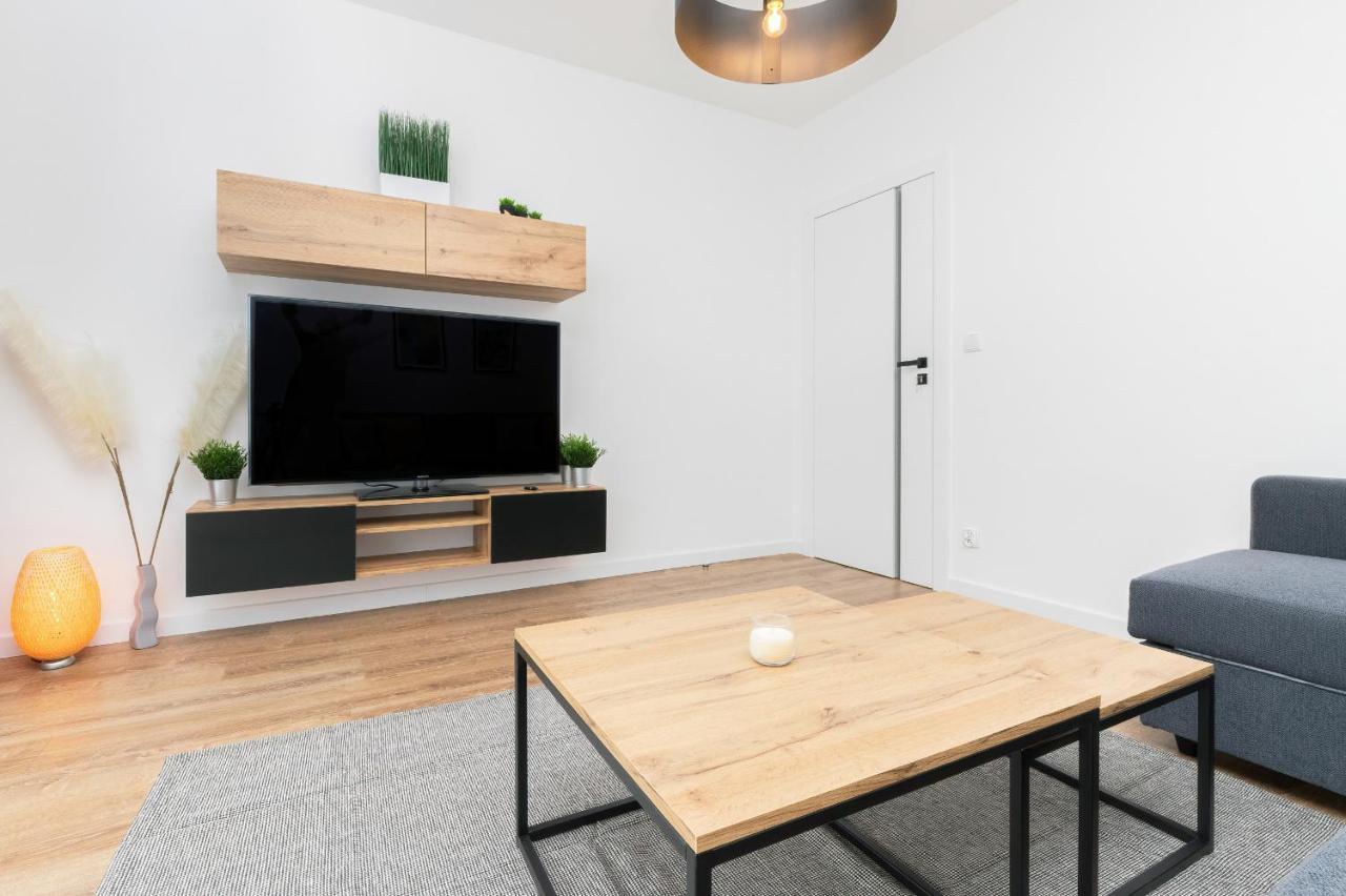 Navalis By Renters