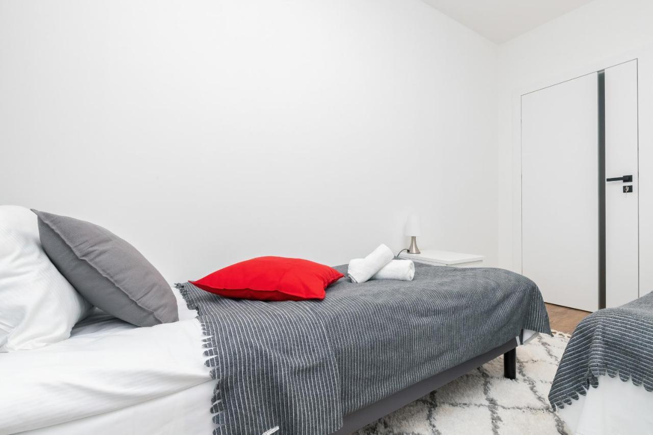Navalis By Renters Apartment *
