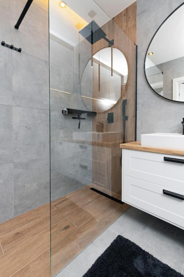 Navalis By Renters